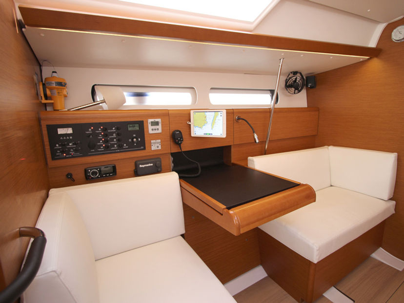 Jeanneau 49 Kronos