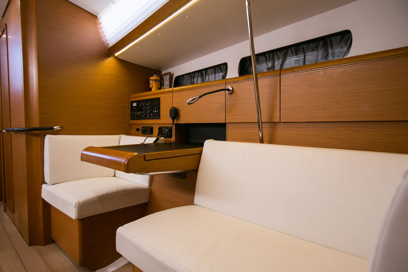 Jeanneau 49 Alpha