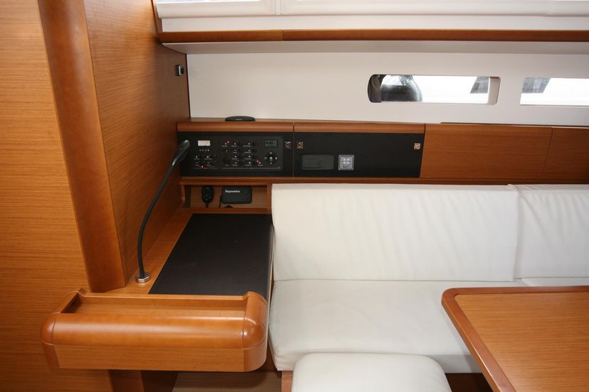 Jeanneau 47 Horizon