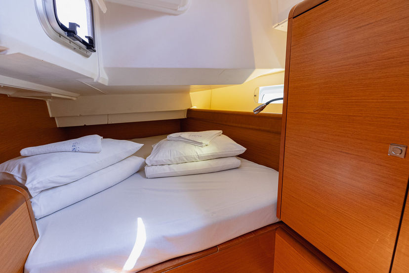 Jeanneau 49 Ventus