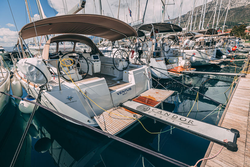 Jeanneau 49 Ventus