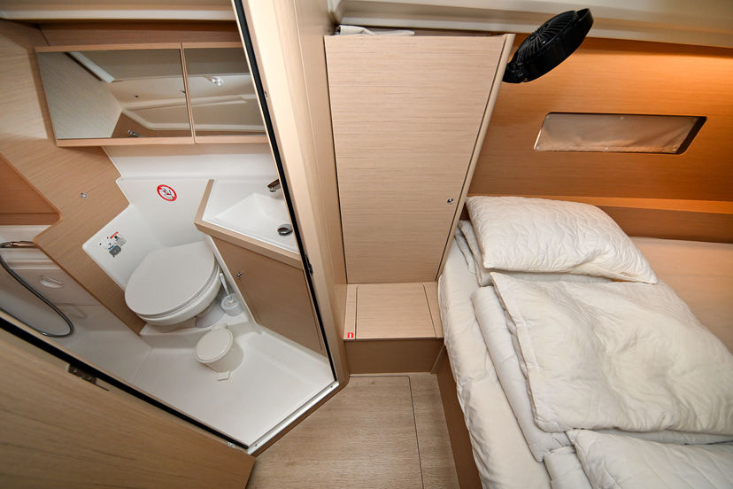 Beneteau 40 Orion