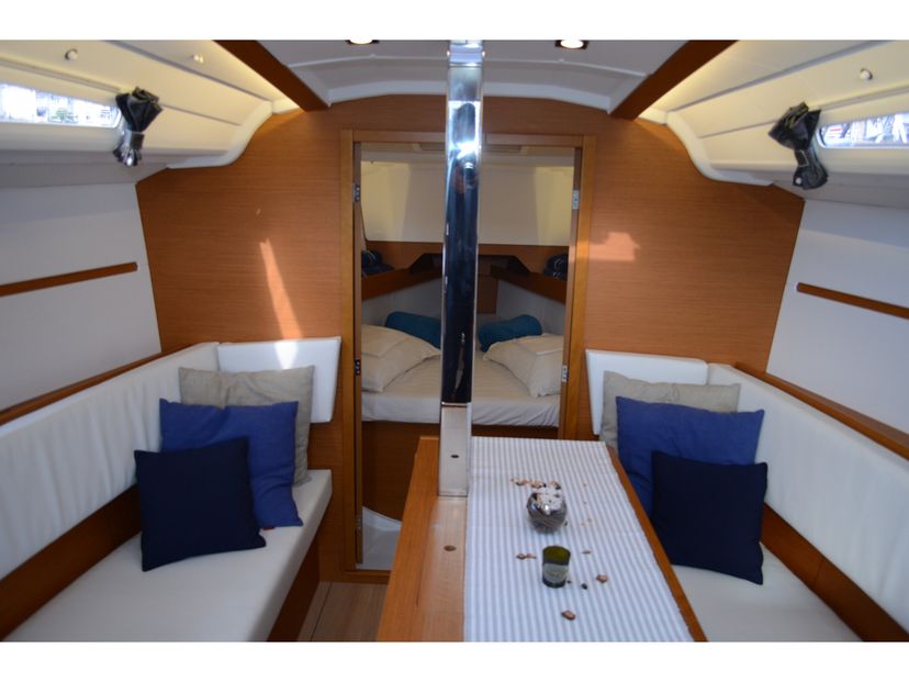 Jeanneau 49 Porto Tolero