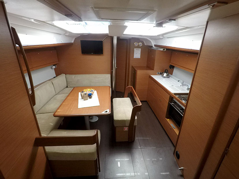 Dufour Yachts 43 SWEETEST TAB00