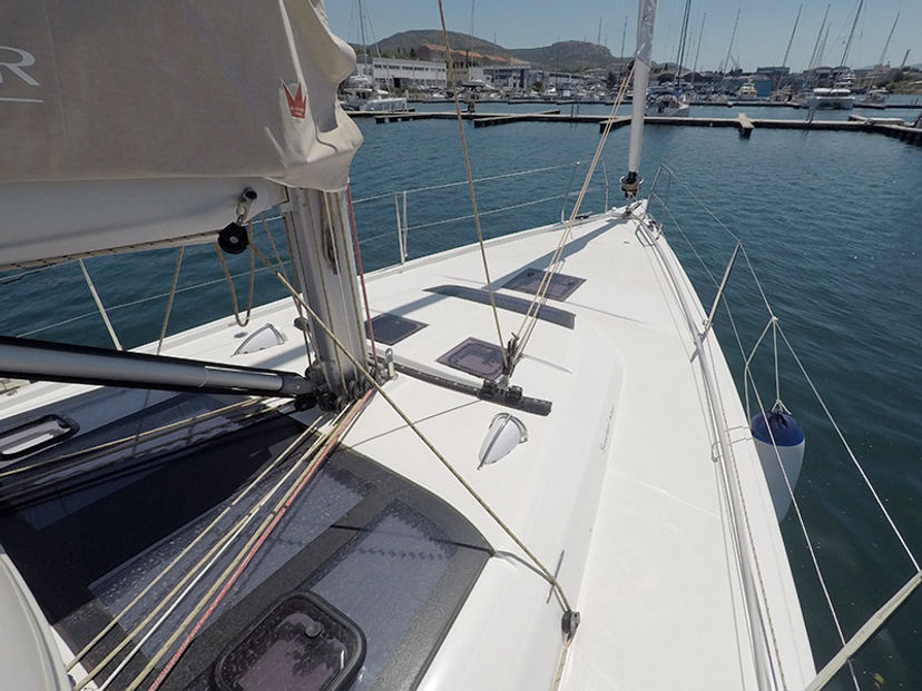 Dufour Yachts 43 SWEETEST TAB00