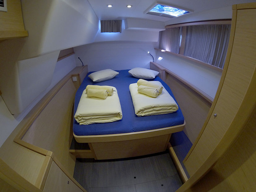 Lagoon 45 Saelma