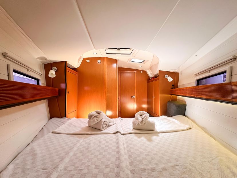 Bavaria Yachtbau 40 CRUISER SPARK 1 