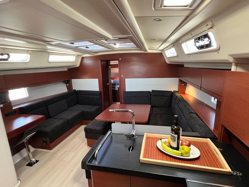 Hanse Yachts 45 Bellatrix