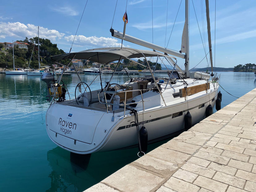 Bavaria Yachtbau CRUISER 41 Raven