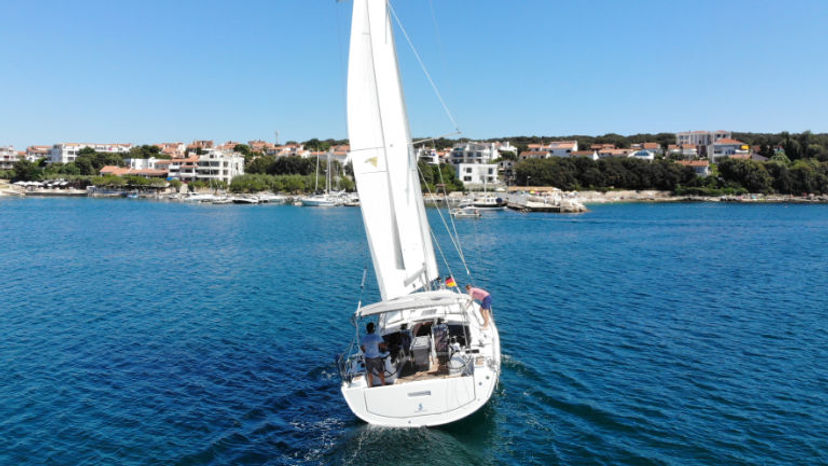 Beneteau OCEANIS 41.1 Pauline