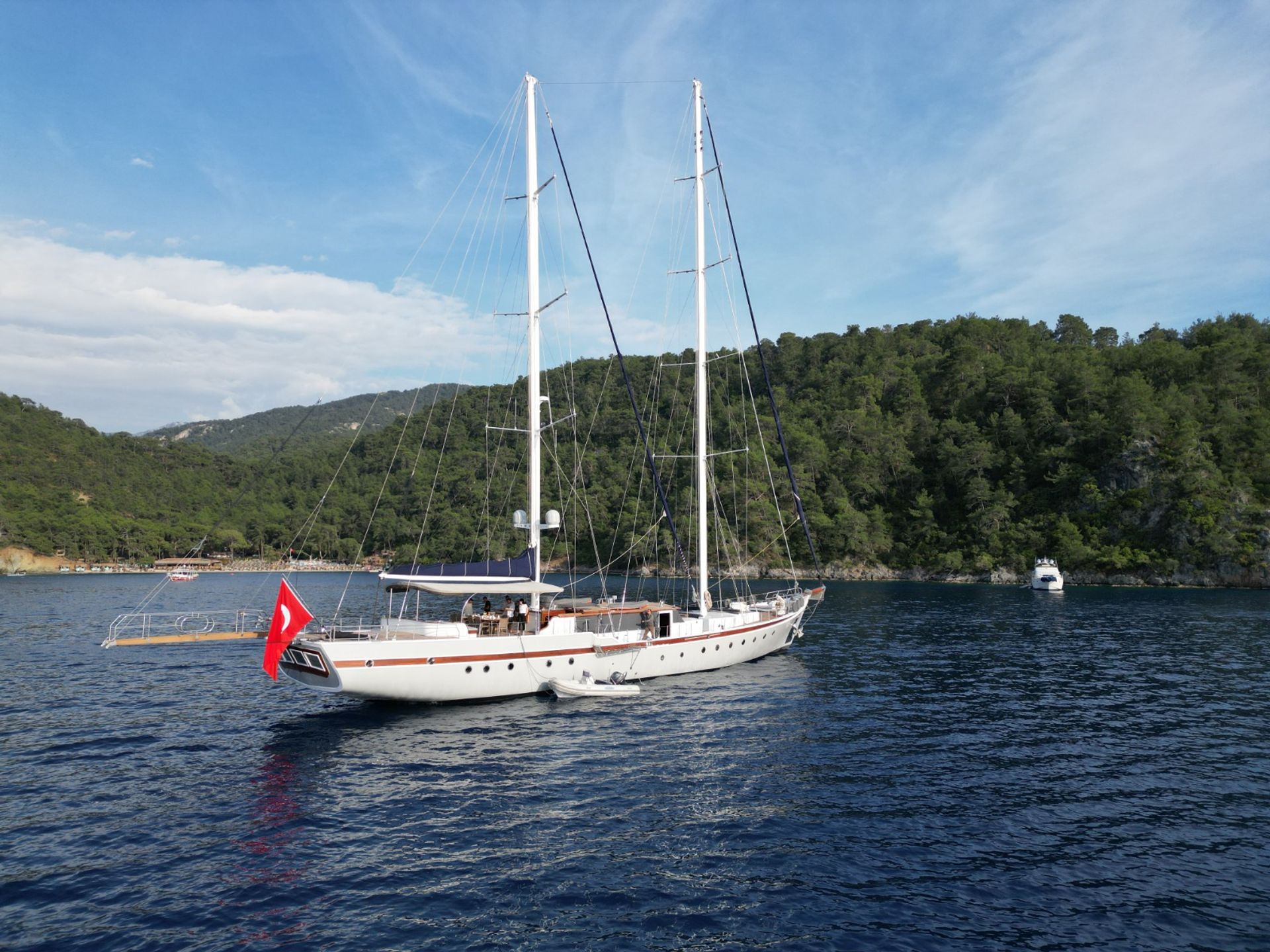 18861-NAUT__LUS_DI___YEN____2_-1715760132330.jpeg