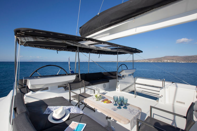 Lagoon 620 Phantom