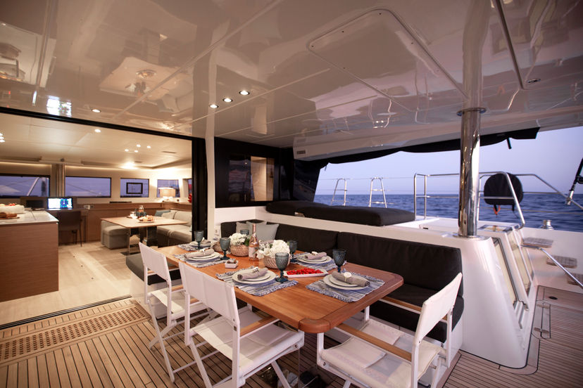Lagoon 620 Phantom