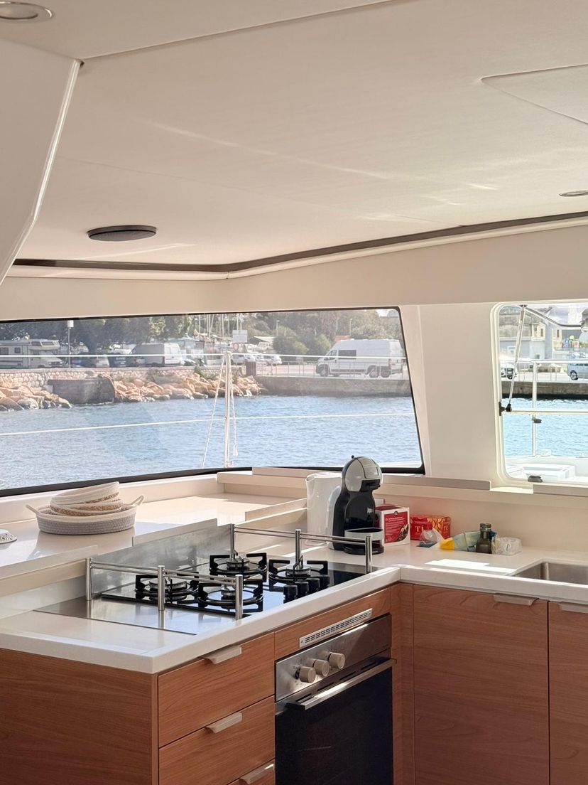 Bali Catamarans 4.4 Seven