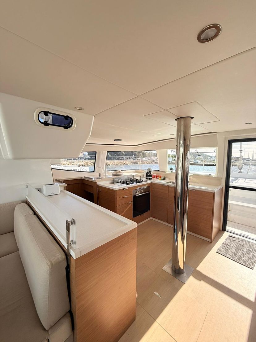 Bali Catamarans 4.4 Seven