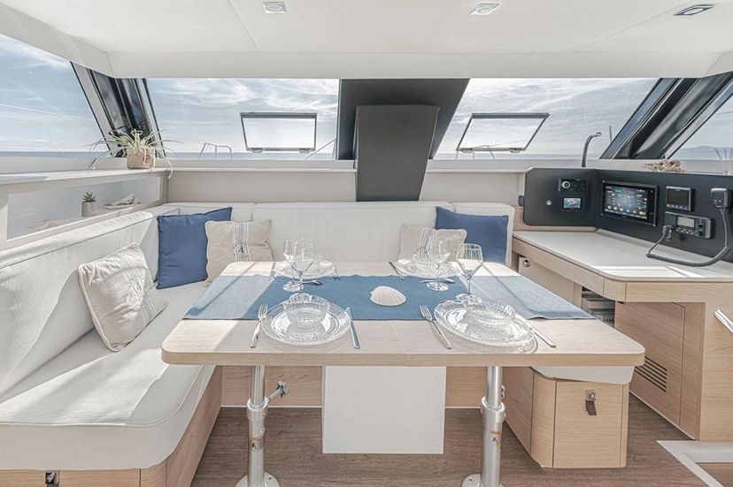 Aventura Catamarans Pronto Sail