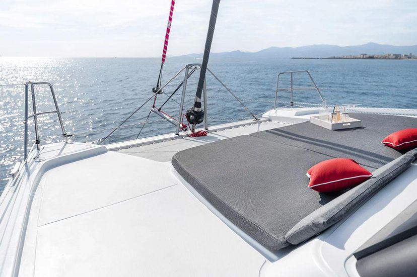 Aventura Catamarans Pronto Sail