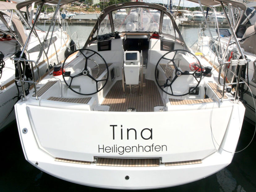 Jeanneau 38 Tina