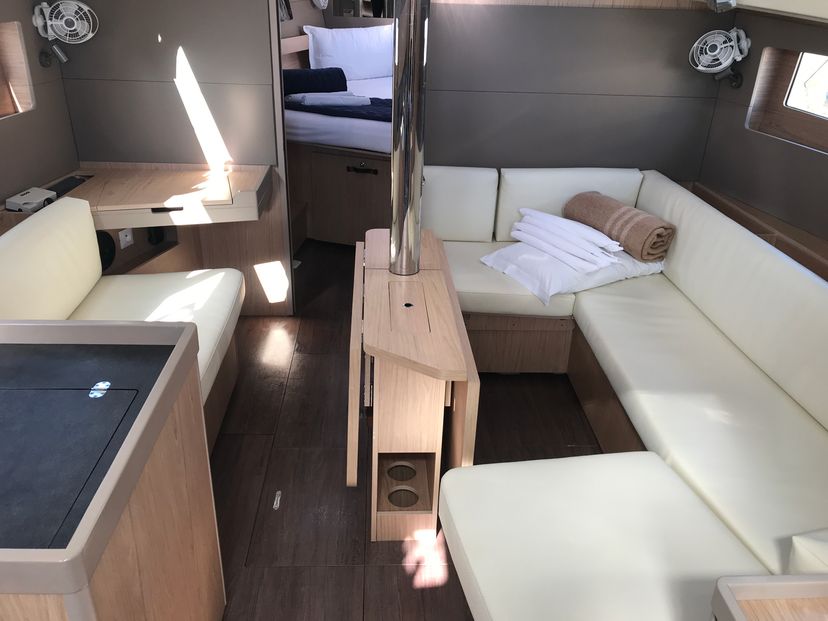 Beneteau OCEANIS 41.1 Perseus