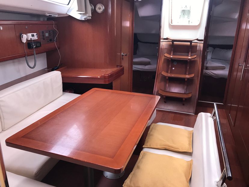 Beneteau OCEANIS 43 Libra