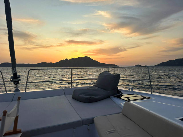 Bali Catamarans 4.6 Noni