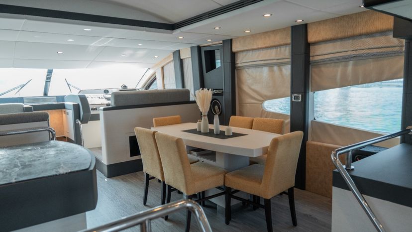 Majesty 77