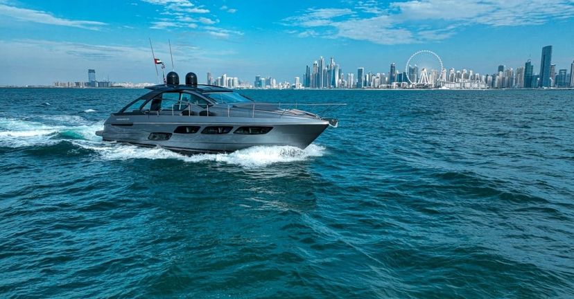 Pershing 5x Grey