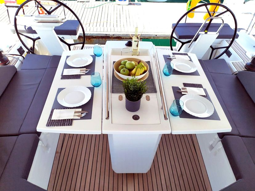 Beneteau OCEANIS 51.1 Infinity