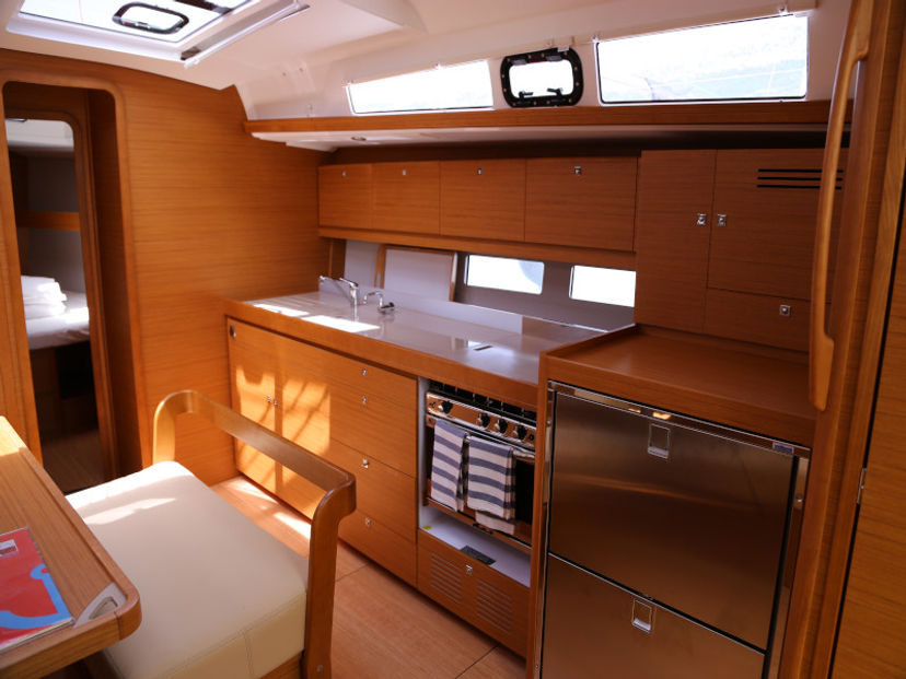 Dufour Yachts GRAND Sea  Hawk 