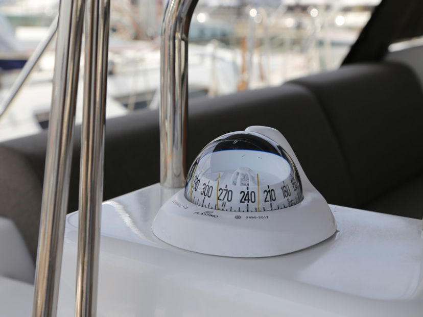 Dufour Yachts GRAND Sea  Hawk 