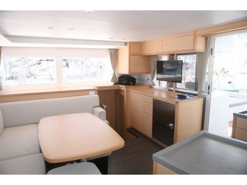 Lagoon 45 Athina (Pax 12)