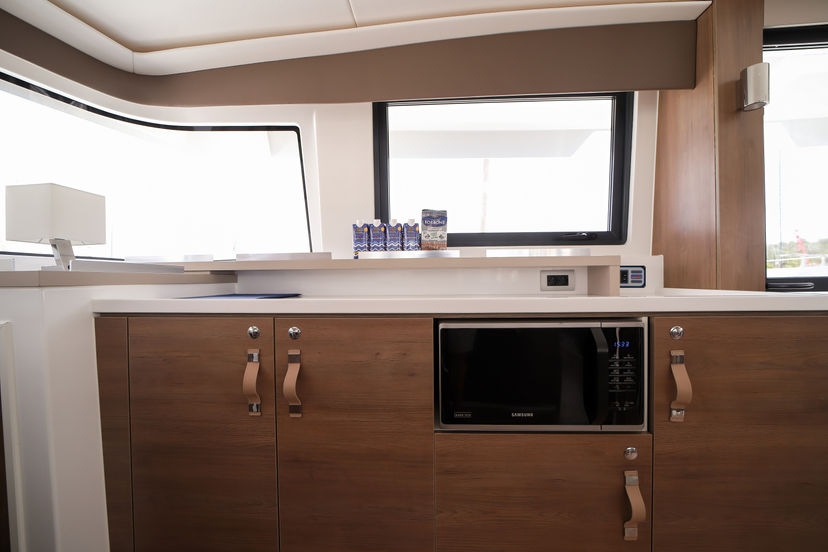 Bali Catamarans 4.6 Avocado - Premium Line