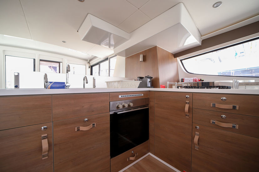 Bali Catamarans 4.6 Avocado - Premium Line