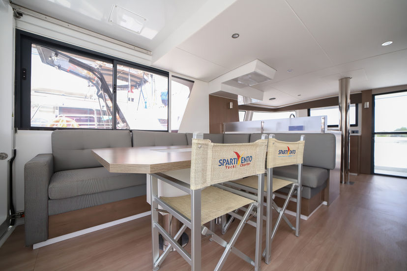 Bali Catamarans 4.6 Avocado - Premium Line