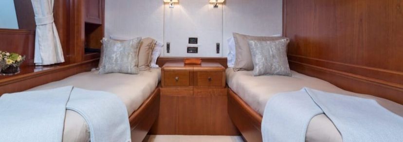Benetti 110