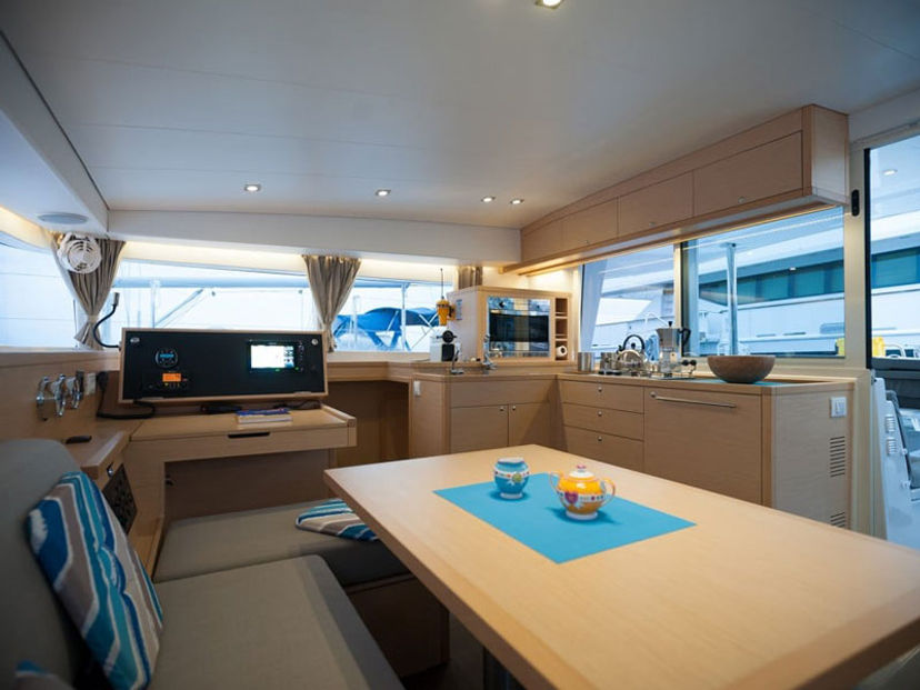 Lagoon 40 Lady Dom