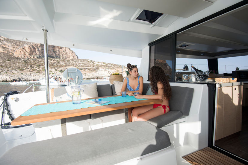 Fountaine Pajot 47 Saona 