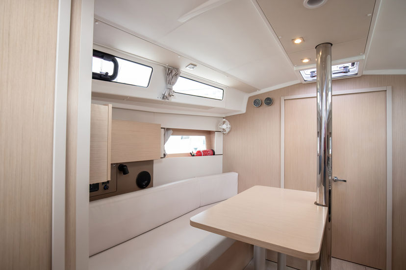 Beneteau 38 Eos - Comfort line