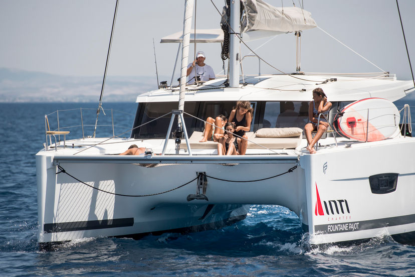Fountaine Pajot 40 Lipara (Ac+Gen+Wm)