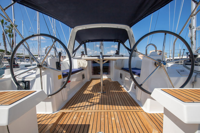 Beneteau OCEANIS 35.1 Levante - Standard line