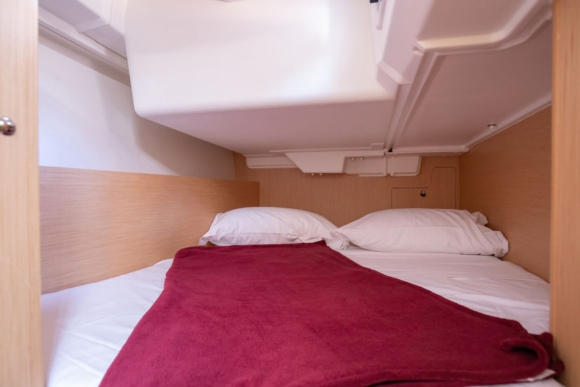 Beneteau OCEANIS 35.1 Levante - Standard line