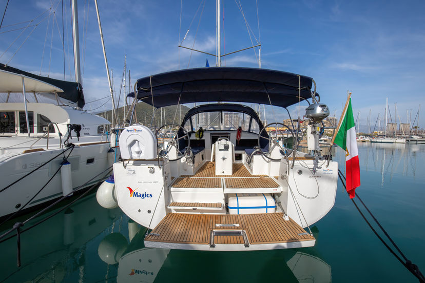 Jeanneau 40 Magics - Standard line