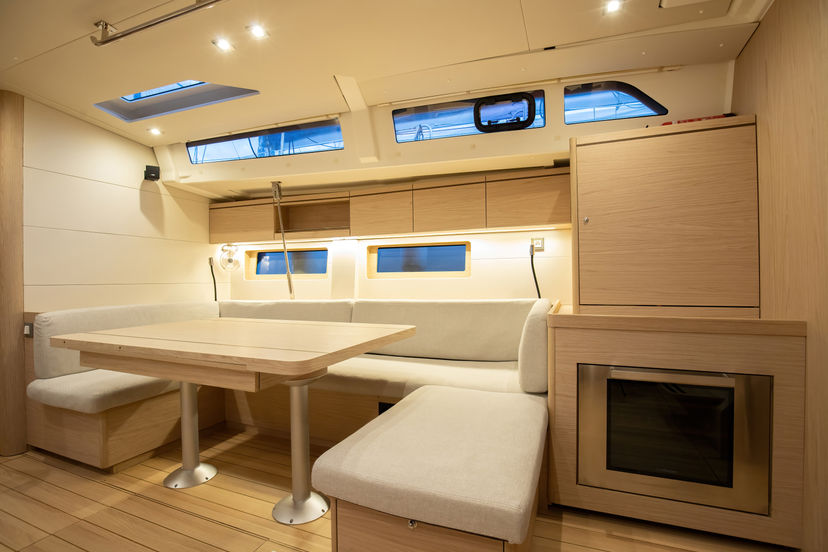 Beneteau OCEANIS 51.1 Olimpia - Comfort line