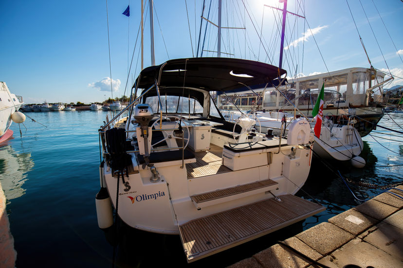 Beneteau OCEANIS 51.1 Olimpia - Comfort line