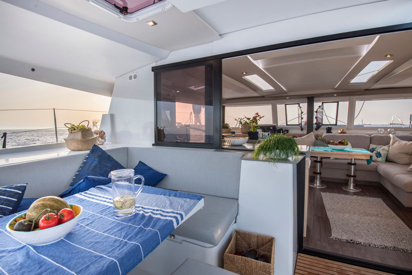 Fountaine Pajot 42 Astrea 