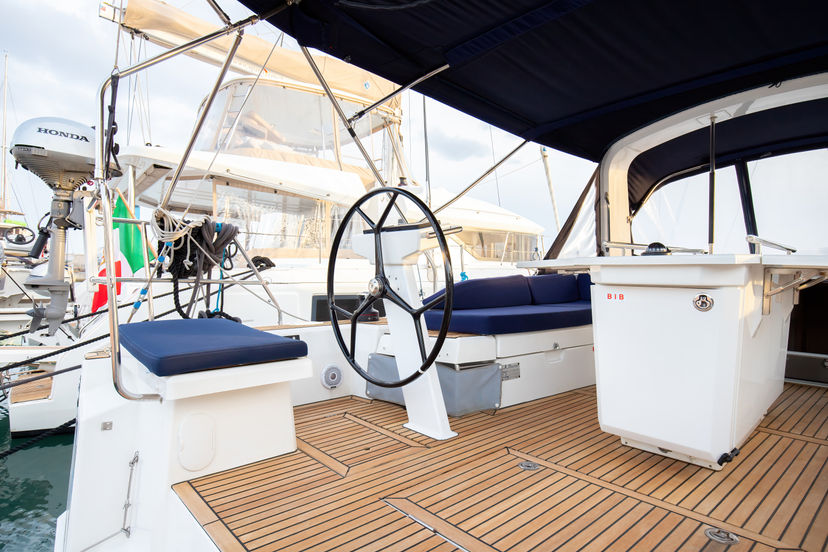 Beneteau OCEANIS 46.1 Tyche - Standard line