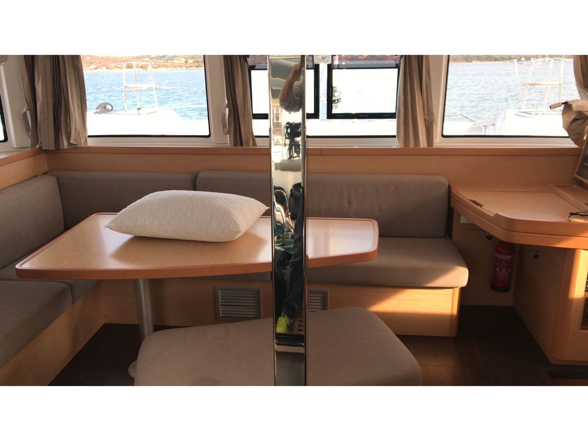 20778160862300260_Benetnasch_II_%28GND%2908_dinette2.jpg