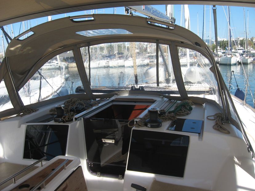 Dufour Yachts GRAND Delta