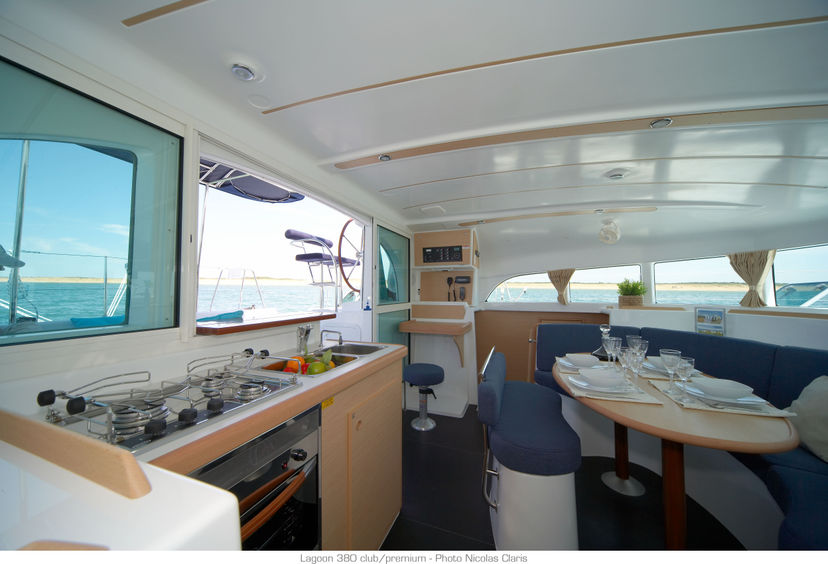 Lagoon 38 Naos (Watermaker)