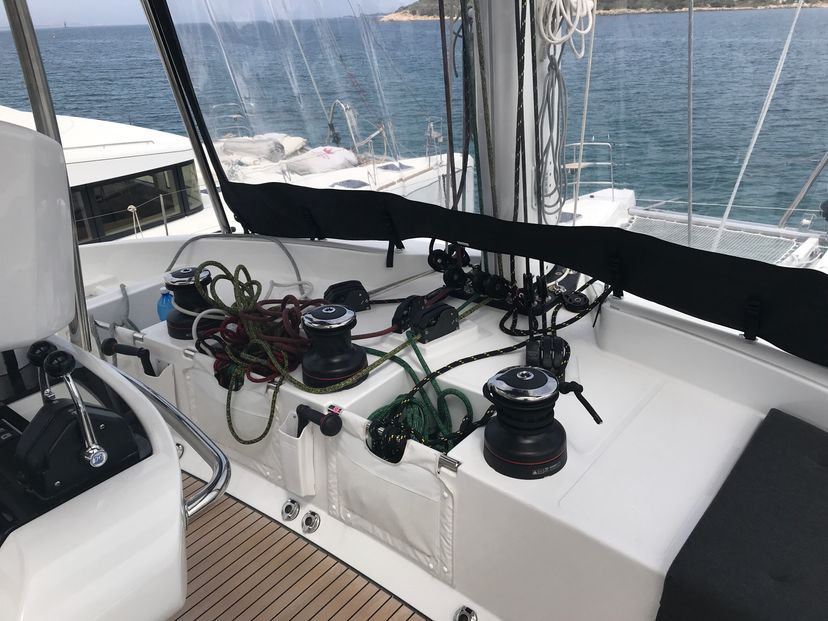 Lagoon 52 Dugongo II - PREMIUM LINE
